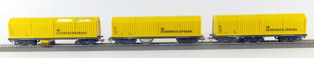 Lux HO 9635 AC ULTIMATE Marklin Track Cleaner Package: 8830 vacuum   9130 grinder   9136 center stud cleaner